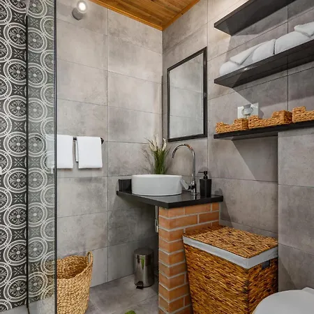 度假居 Casa Luciana Near Rovinj 坎法奈尔